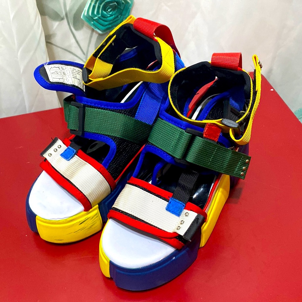 ANTHONY WANG COLLECTION WEDGE PLATFORM STRAPPY SANDAL SZ 6